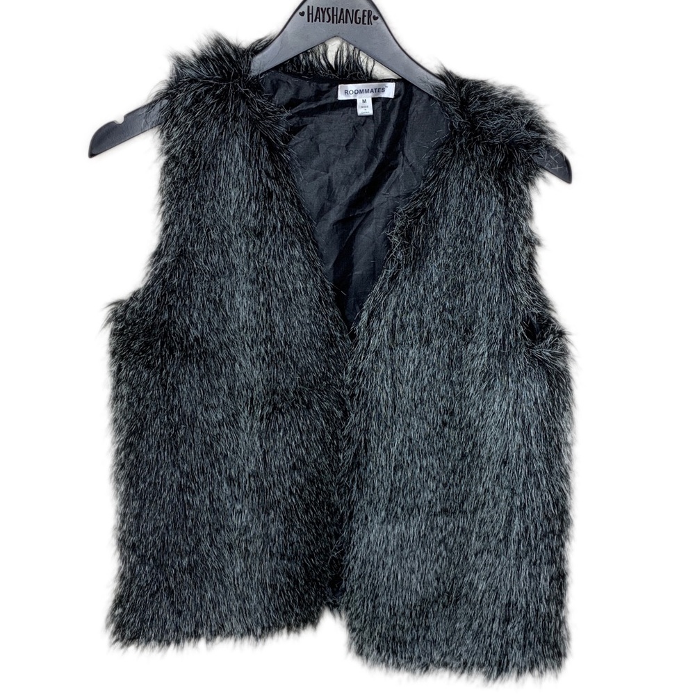 Roommates soft black and white faux fur vest